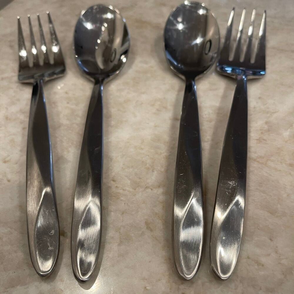 Kenneth Cole Reaction serving set -4 pc. - Picture 3 of 7